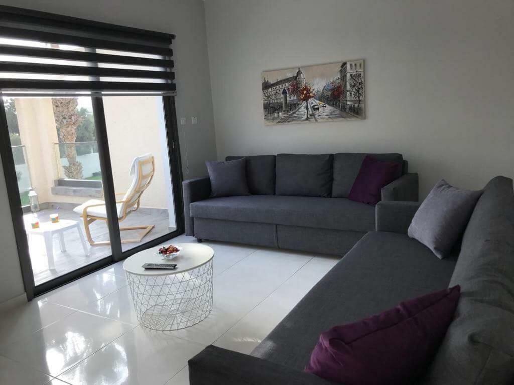 Mare Monte Seaview Boutique Apartment Pafos Exterior foto