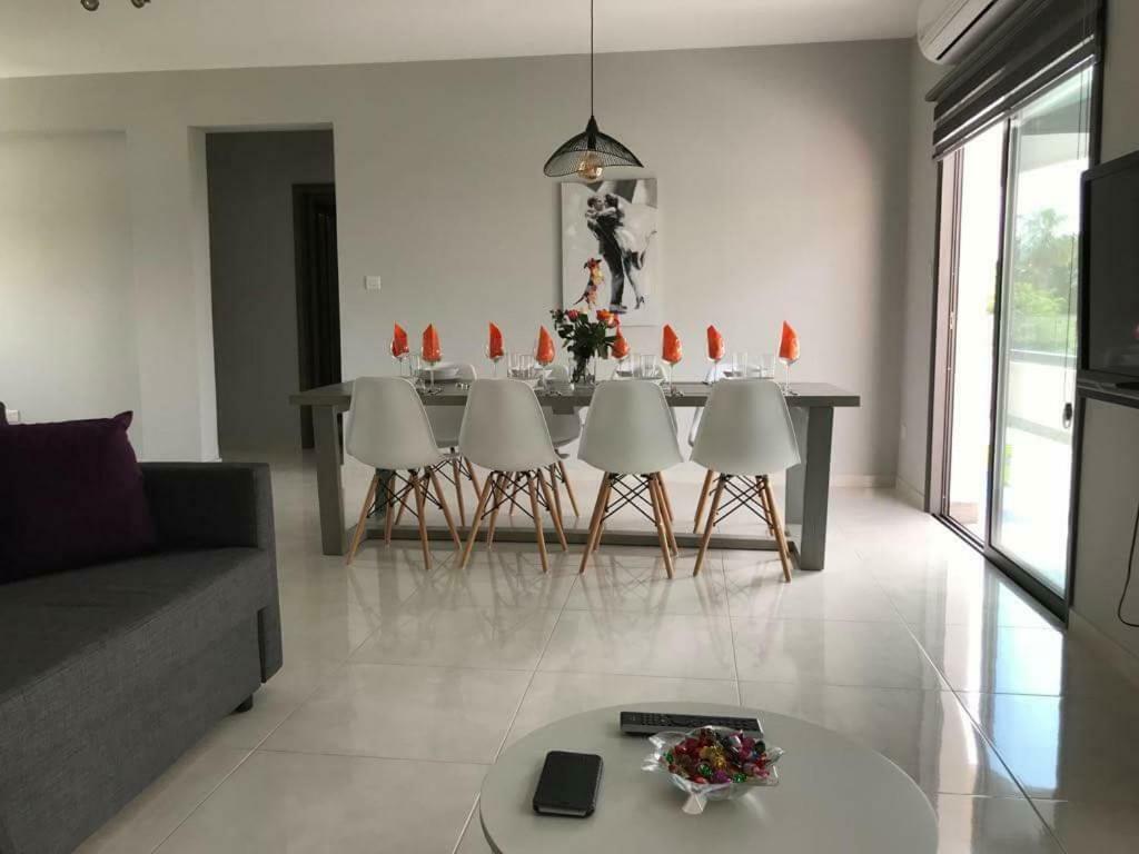 Mare Monte Seaview Boutique Apartment Pafos Exterior foto