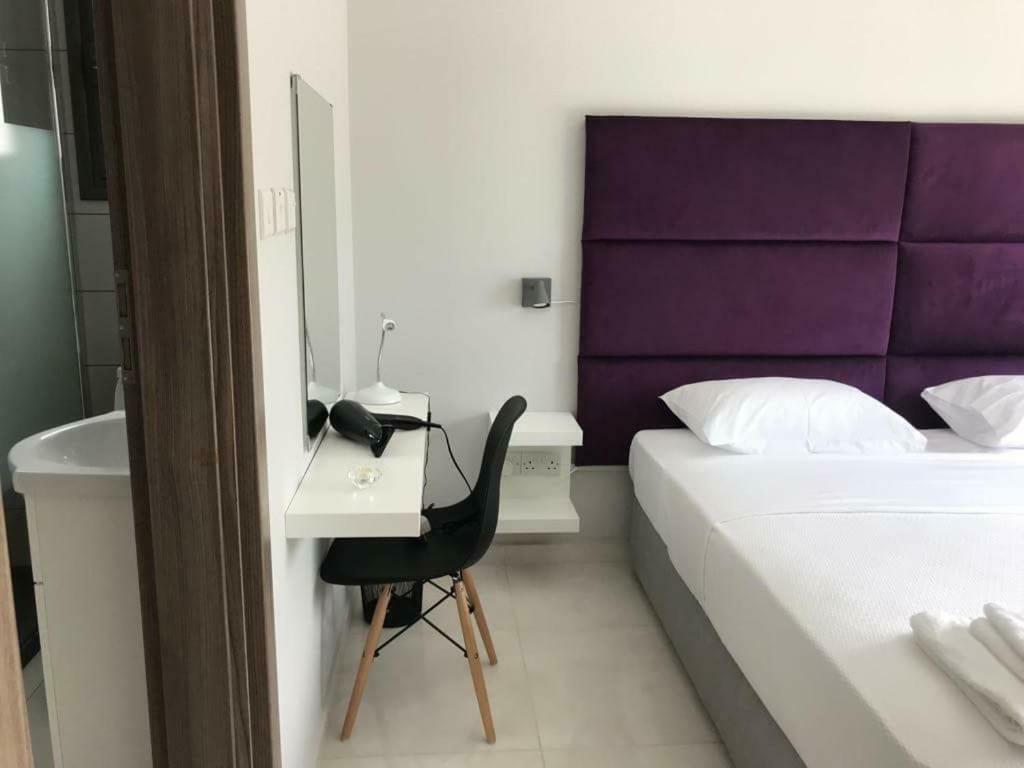 Mare Monte Seaview Boutique Apartment Pafos Exterior foto